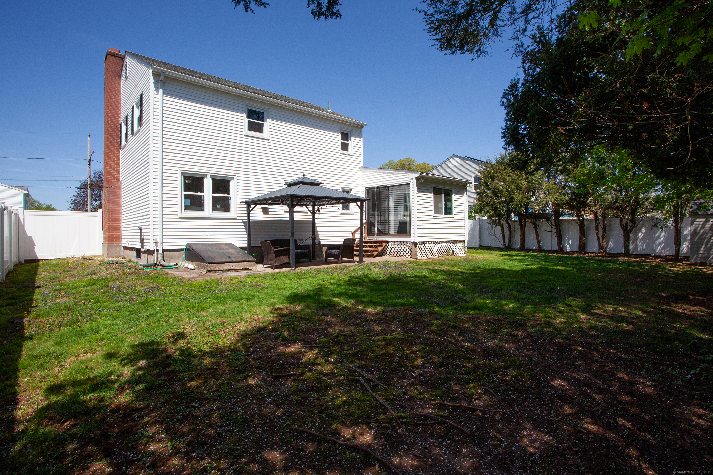 19 Pine Street, Newington, Connecticut image 33