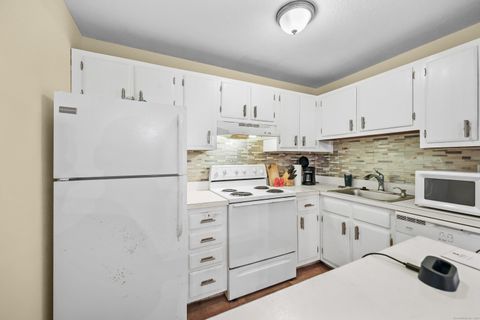 Tiny photo for 60 Rambling Brook Lane #APT C8, Glastonbury, CT 06033 (MLS # 24138314)