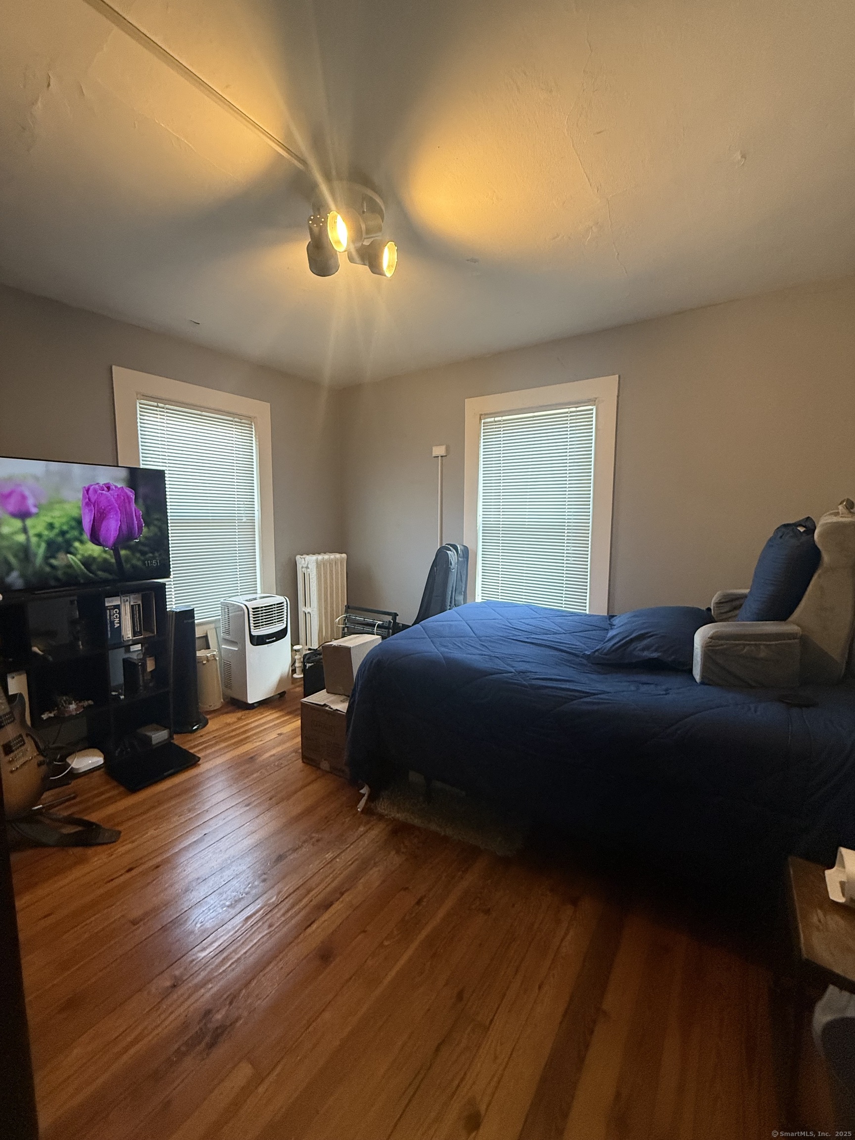 Manchester, Connecticut 06040, United States, 3 Bedrooms Bedrooms, ,2 BathroomsBathrooms,Residential,Pending,88588