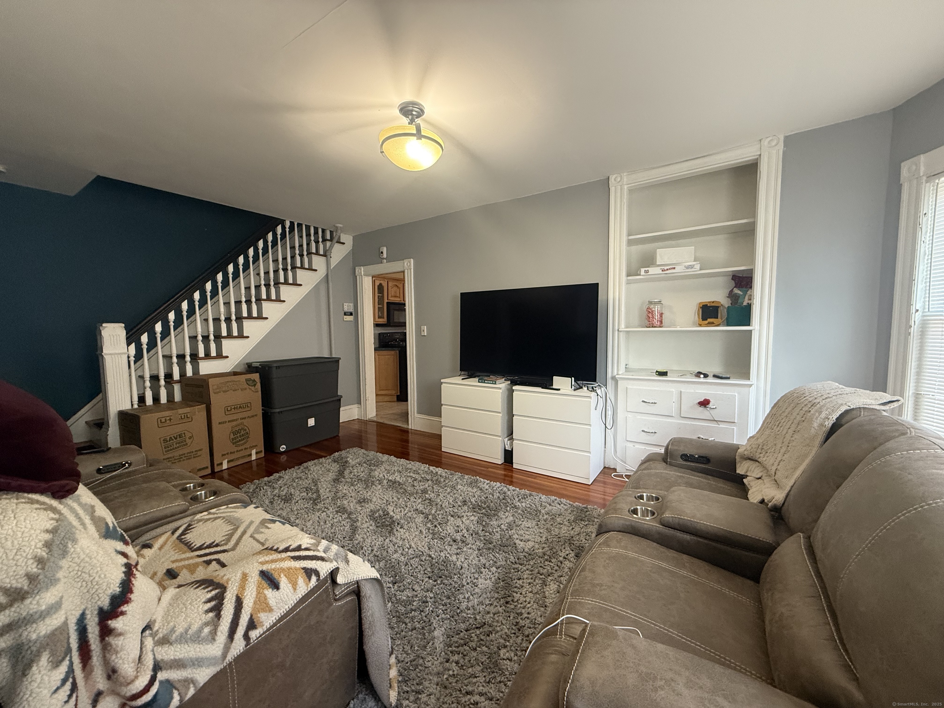 Manchester, Connecticut 06040, United States, 3 Bedrooms Bedrooms, ,2 BathroomsBathrooms,Residential,Pending,88588