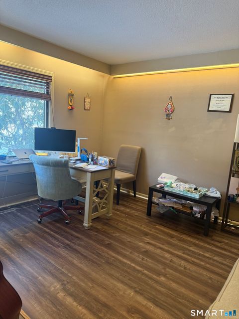 Tiny photo for 8 Crossroads Lane #8, Avon, CT 06001 (MLS # 24154727)