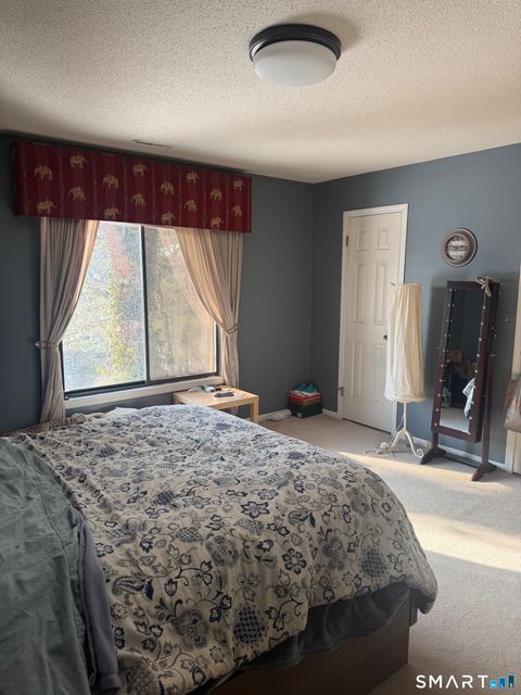 Tiny photo for 8 Crossroads Lane #8, Avon, CT 06001 (MLS # 24154727)