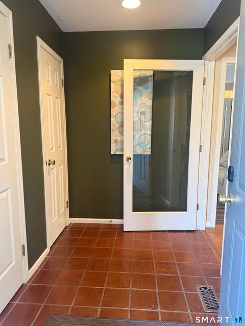 Tiny photo for 8 Crossroads Lane #8, Avon, CT 06001 (MLS # 24154727)