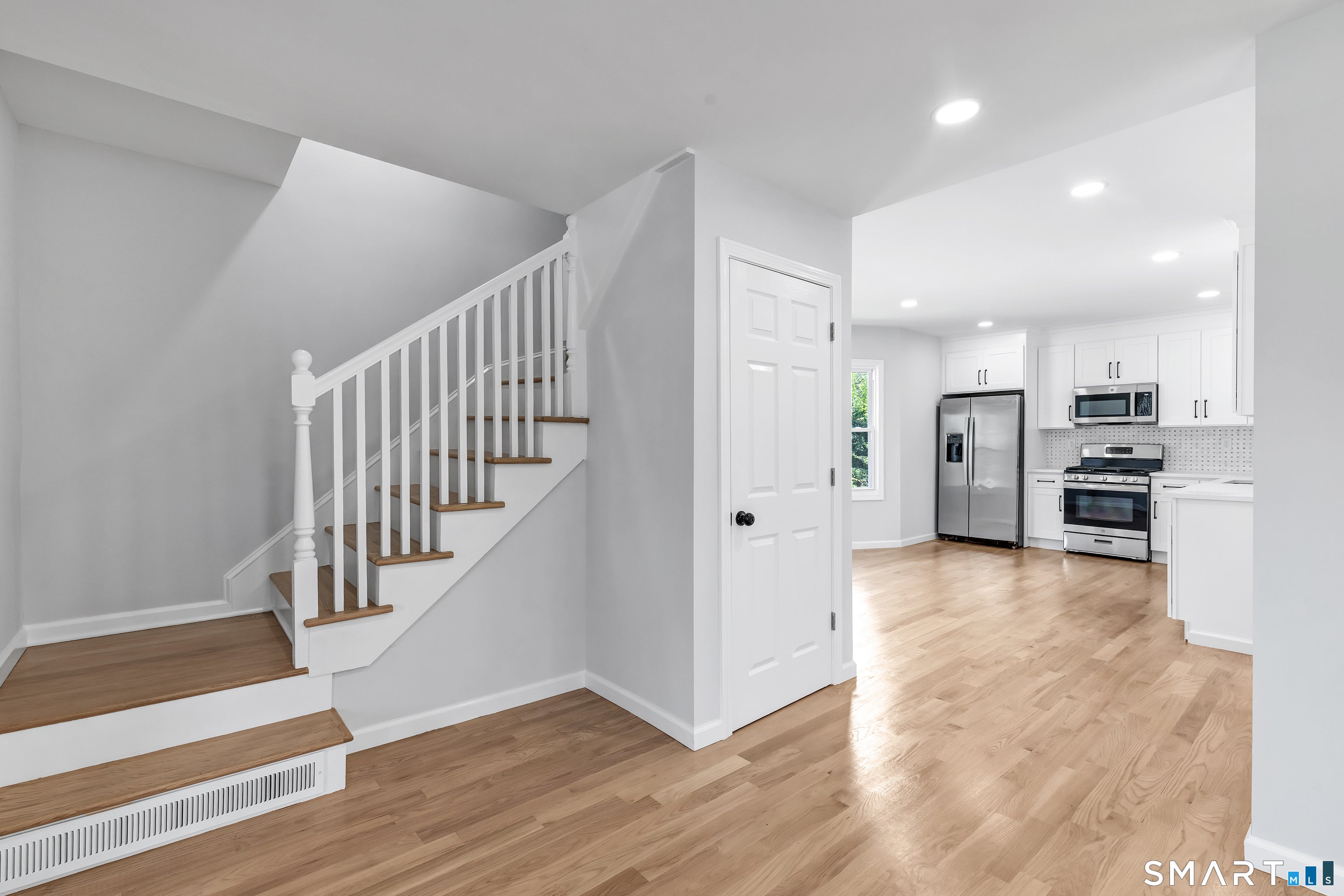 41 Burritt Avenue