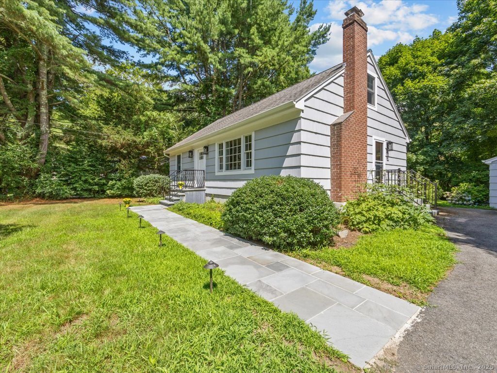 113 Scotland Road
