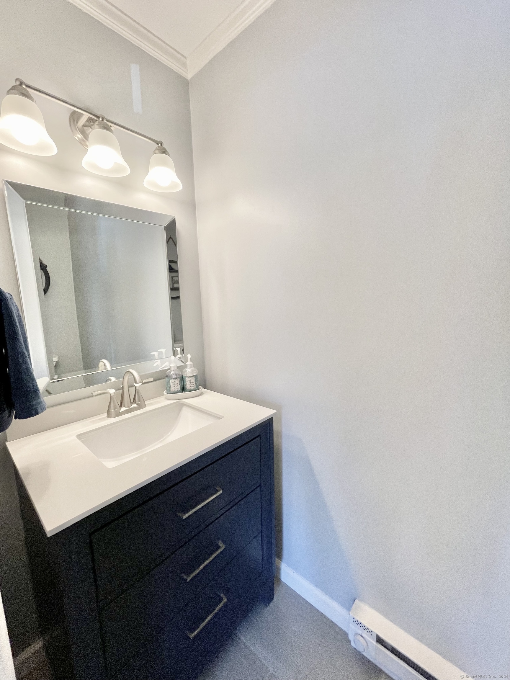 20 Chatam Lane, Torrington, Connecticut image 17