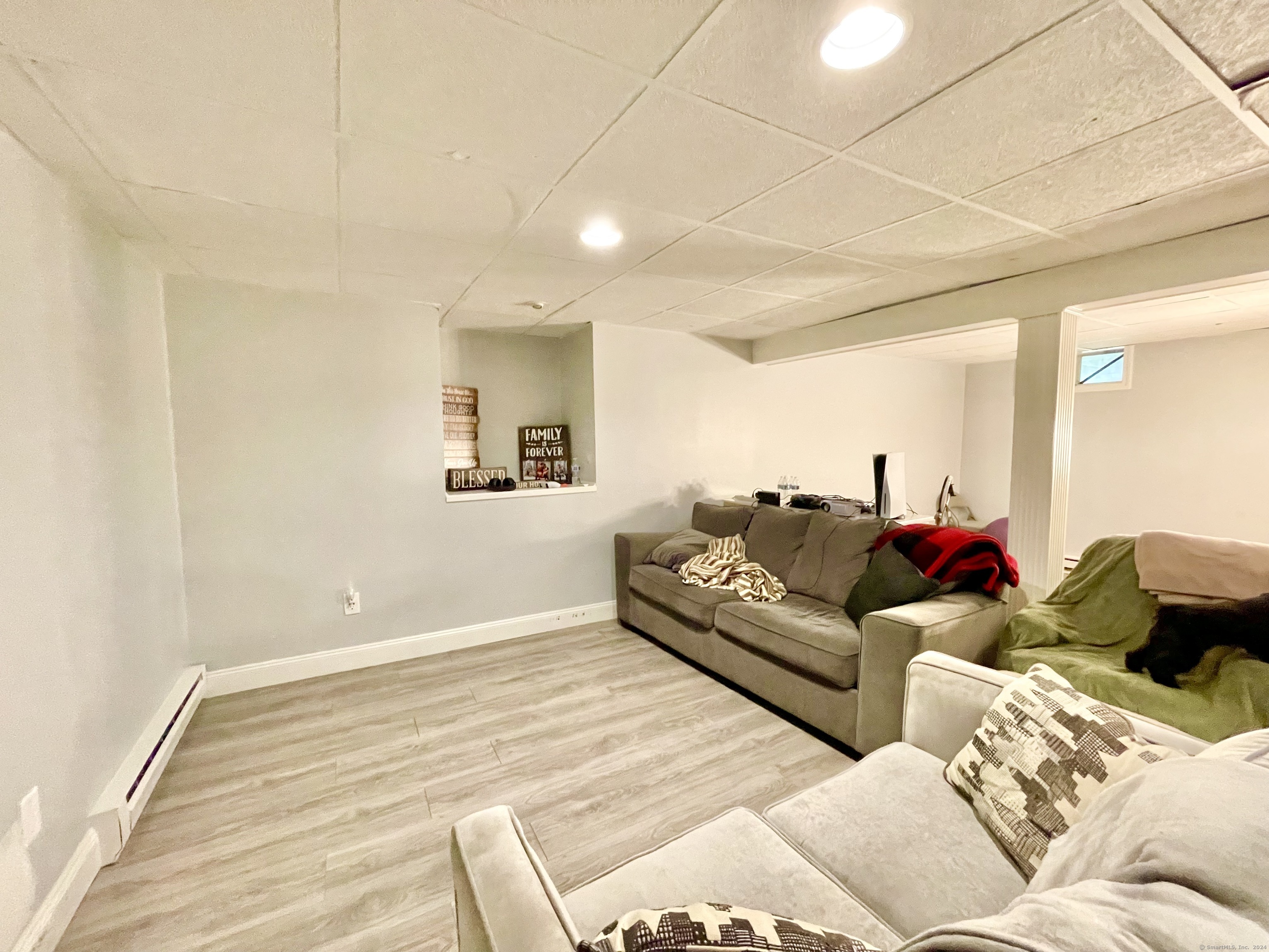 20 Chatam Lane, Torrington, Connecticut image 29