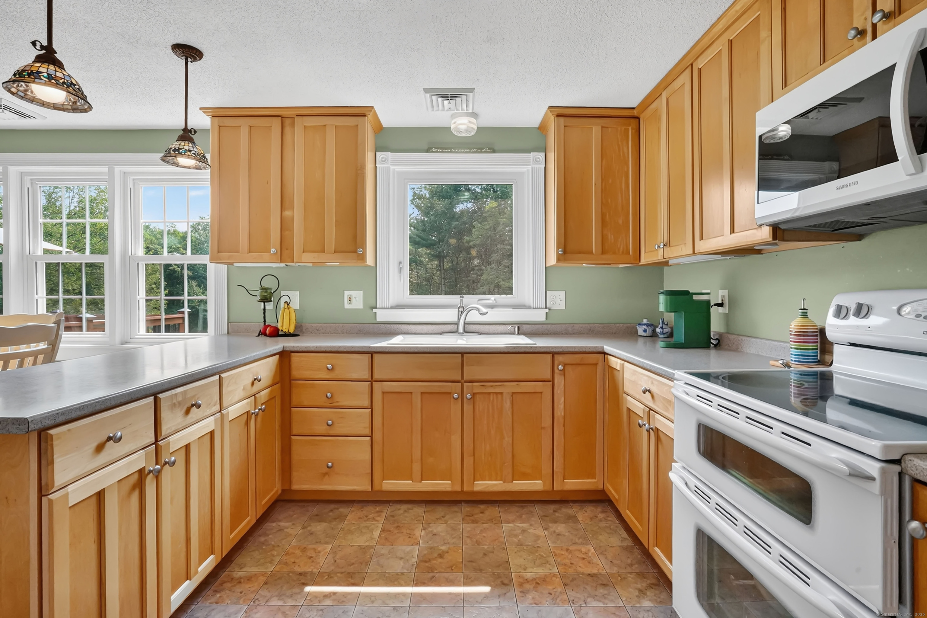 252 Diamond Ledge Road