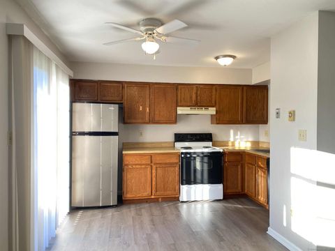 Tiny photo for 99 Aspetuck Village #99, New Milford, CT 06776 (MLS # 24136398)