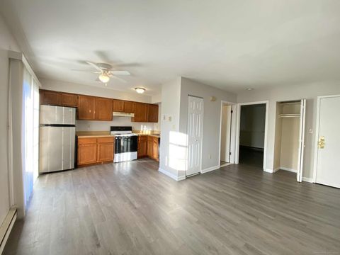 Tiny photo for 99 Aspetuck Village #99, New Milford, CT 06776 (MLS # 24136398)