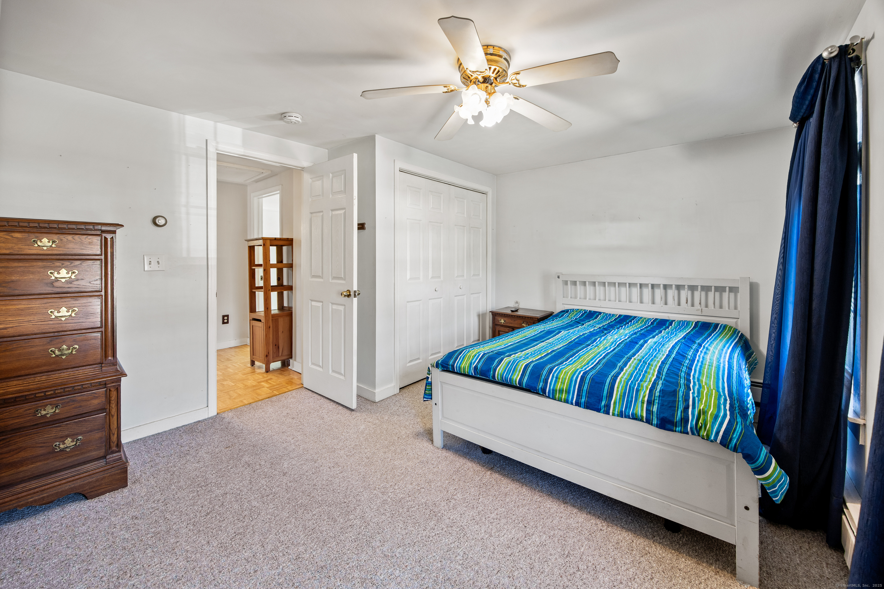 Wallingford, Connecticut 06492, United States, 3 Bedrooms Bedrooms, ,2 BathroomsBathrooms,Residential,Active,222290