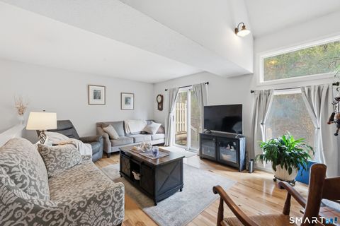 Tiny photo for 2 River Mead #2, Avon, CT 06001 (MLS # 24169853)
