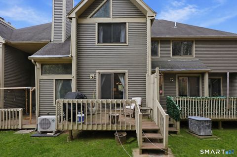 Tiny photo for 2 River Mead #2, Avon, CT 06001 (MLS # 24169853)