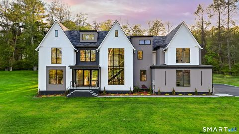 Photo of 1 Twin Oaks Lane, Westport, CT 06880 (MLS # 24171432)
