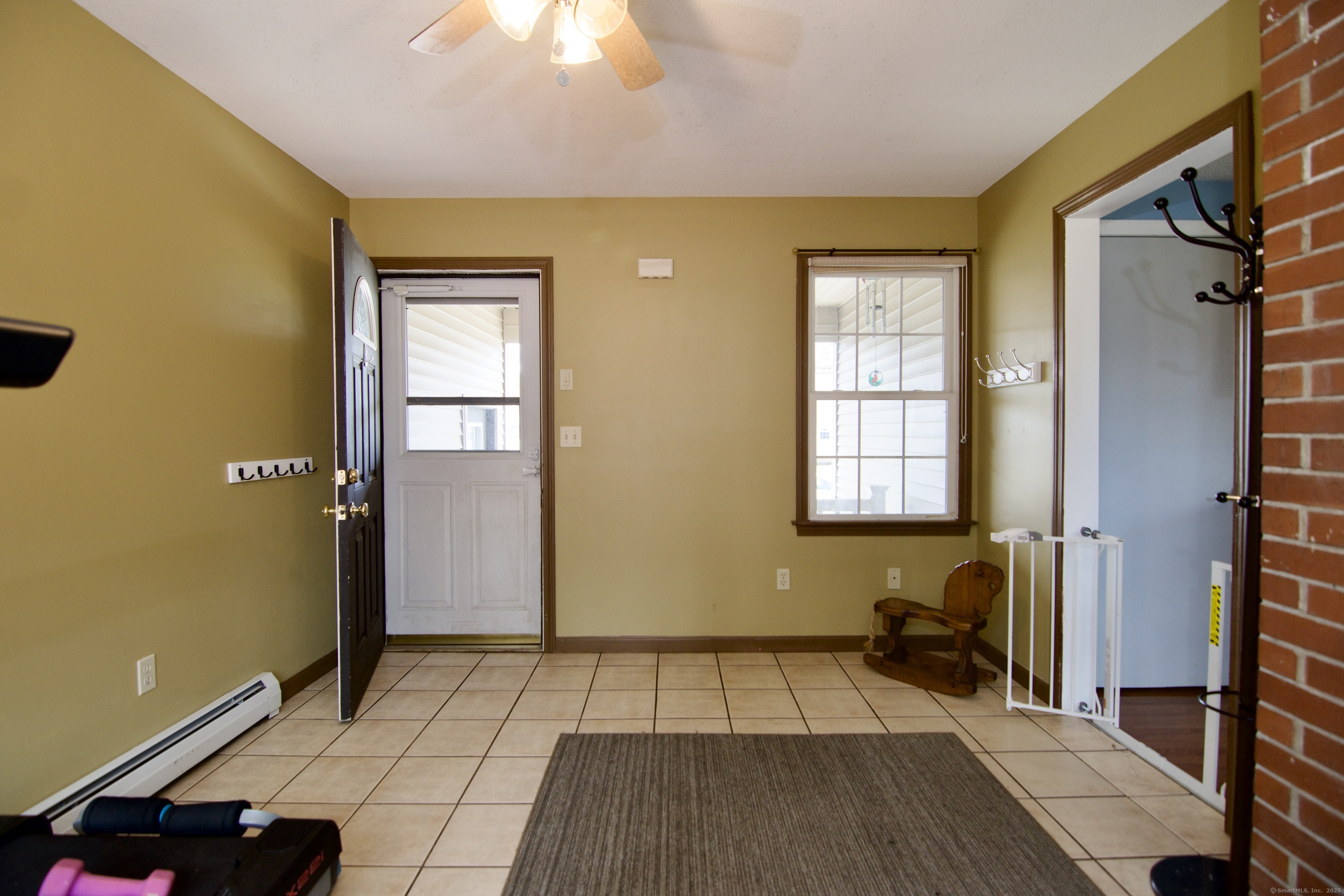 18 Donna Street, Enfield, Connecticut image 4