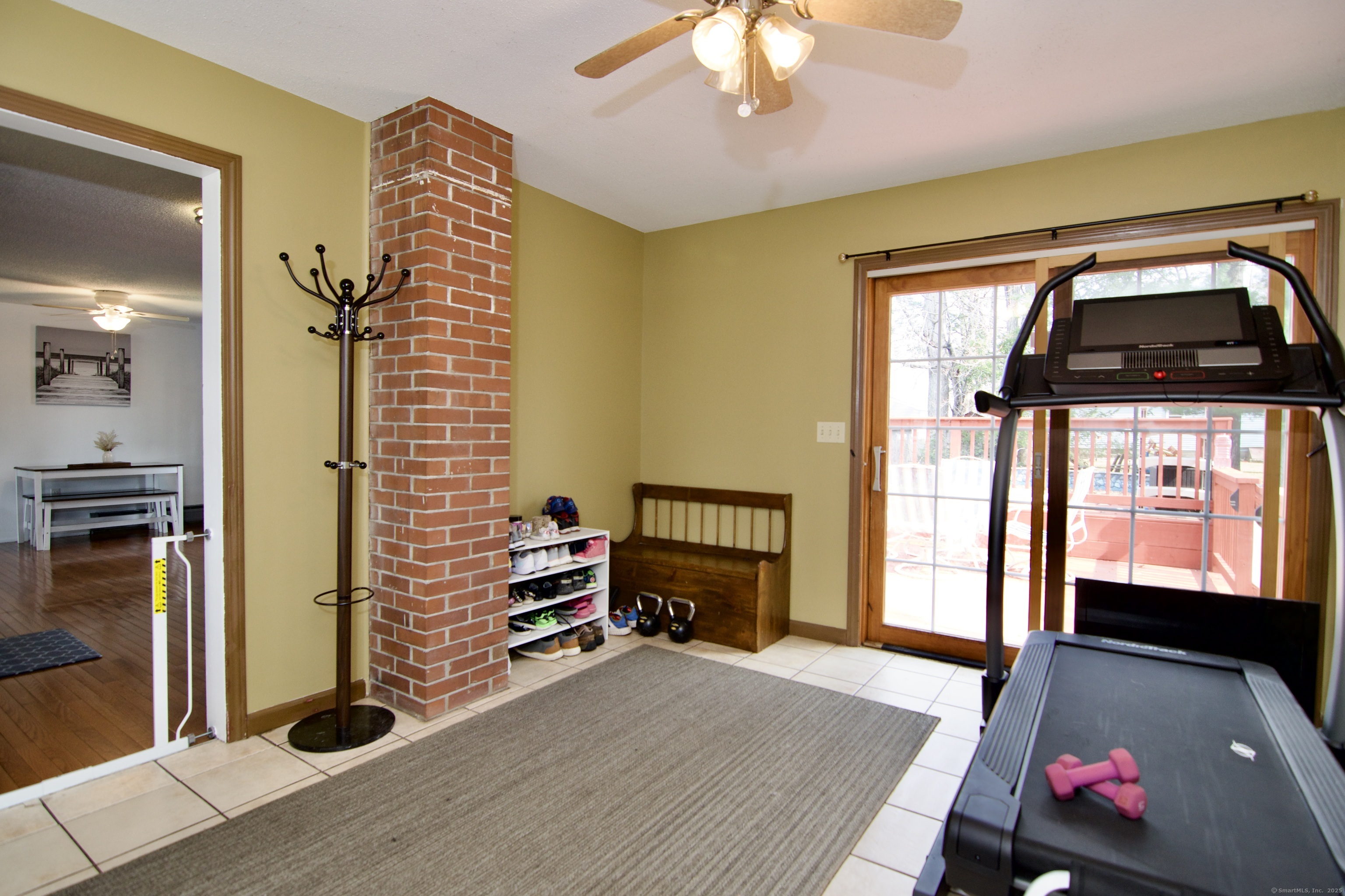 18 Donna Street, Enfield, Connecticut image 3
