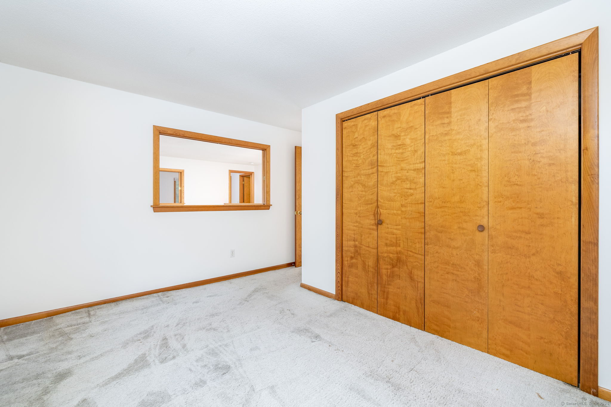 East Haddam, Connecticut 06415, United States, 3 Bedrooms Bedrooms, ,3 BathroomsBathrooms,Residential,Active,205511