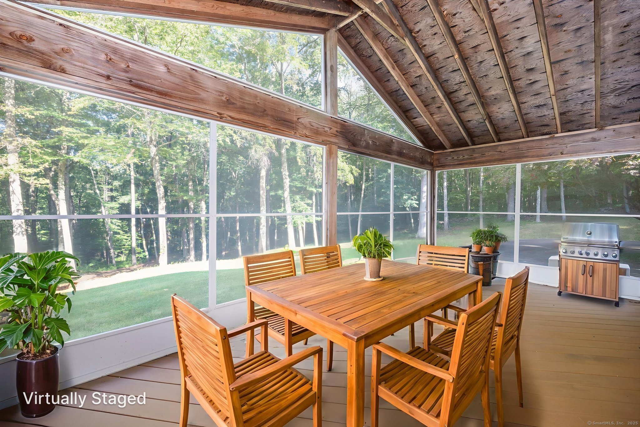 East Haddam, Connecticut 06415, United States, 3 Bedrooms Bedrooms, ,3 BathroomsBathrooms,Residential,Active,205511