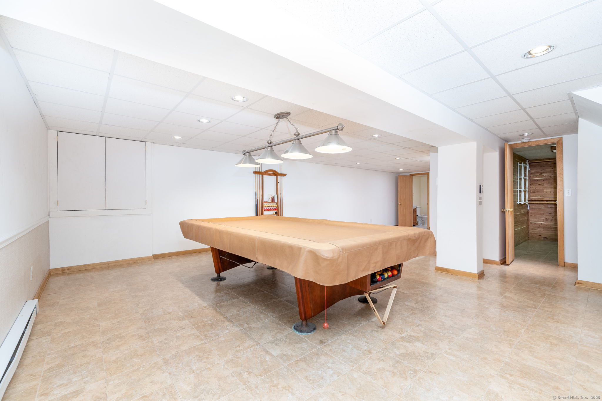 East Haddam, Connecticut 06415, United States, 3 Bedrooms Bedrooms, ,3 BathroomsBathrooms,Residential,Active,205511