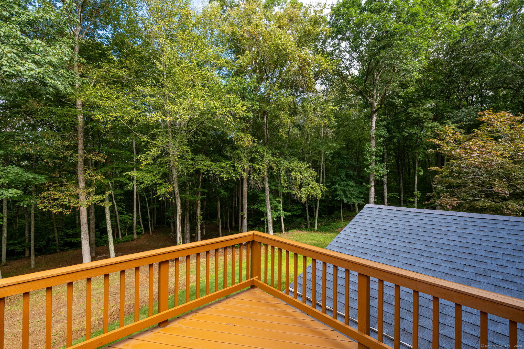 East Haddam, Connecticut 06415, United States, 3 Bedrooms Bedrooms, ,3 BathroomsBathrooms,Residential,Active,205511