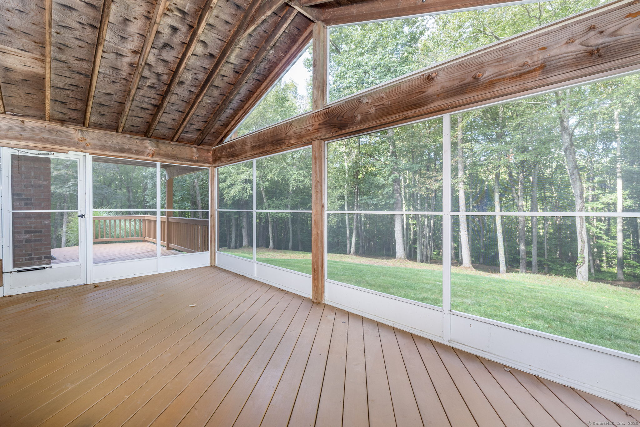 East Haddam, Connecticut 06415, United States, 3 Bedrooms Bedrooms, ,3 BathroomsBathrooms,Residential,Active,205511