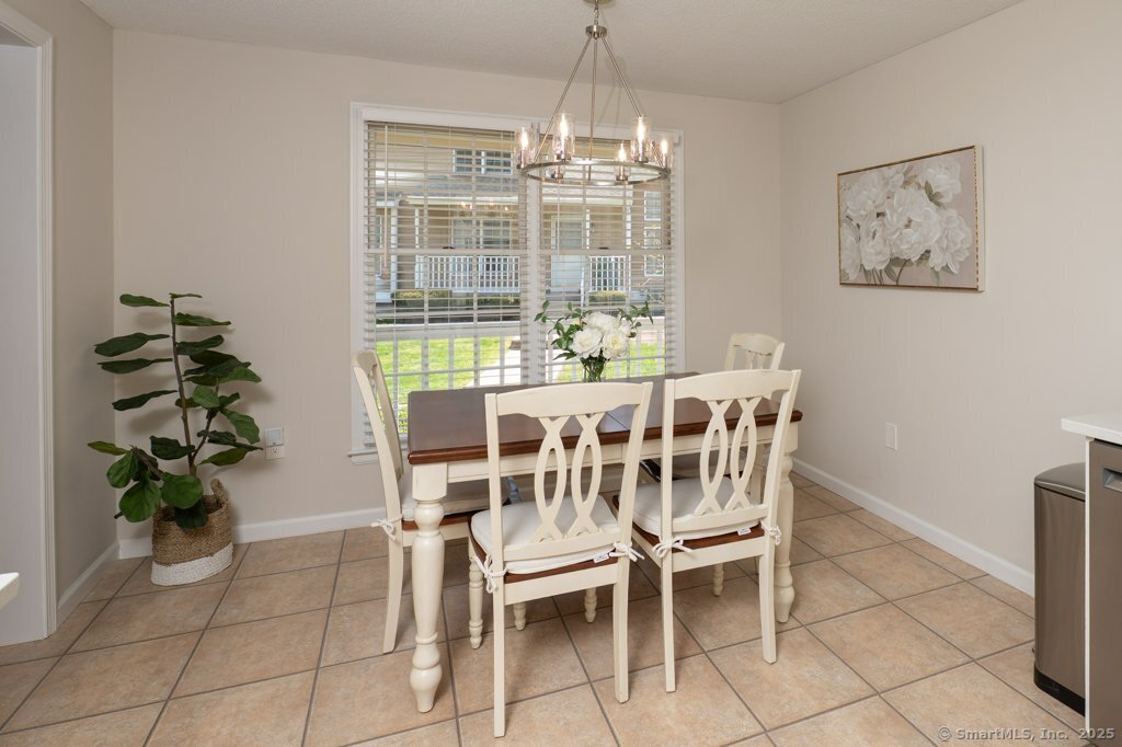 697 S End Road #6, Southington, Connecticut image 10