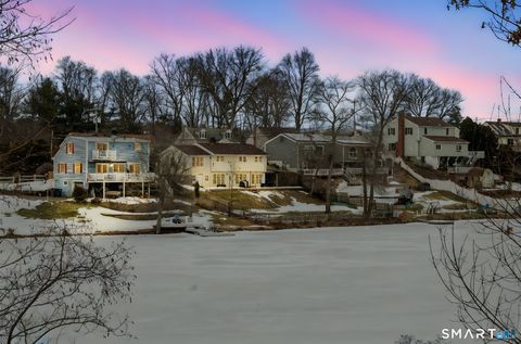 Photo of 98 Campbell Avenue, Vernon, CT 06066 (MLS # 24105666)