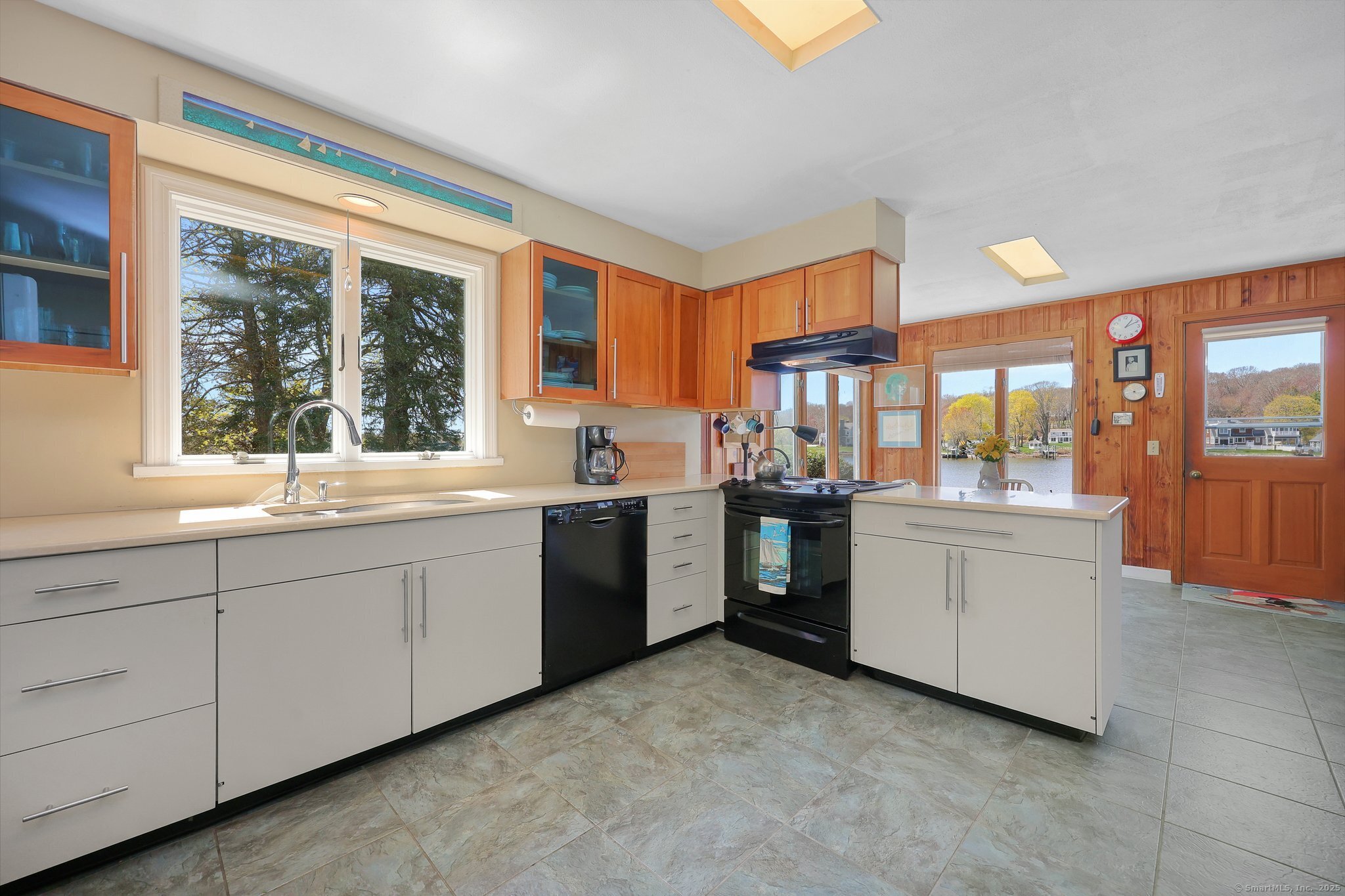 27 Wilbur Road, Stonington, Connecticut image 20