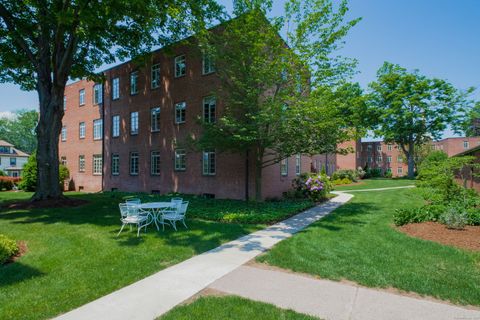 Tiny photo for 30 Outlook Avenue #APT 208, West Hartford, CT 06119 (MLS # 24135982)