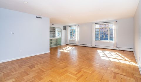 Tiny photo for 30 Outlook Avenue #APT 208, West Hartford, CT 06119 (MLS # 24135982)