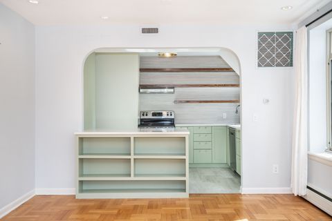 Tiny photo for 30 Outlook Avenue #APT 208, West Hartford, CT 06119 (MLS # 24135982)