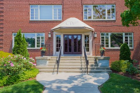 Tiny photo for 30 Outlook Avenue #APT 208, West Hartford, CT 06119 (MLS # 24135982)