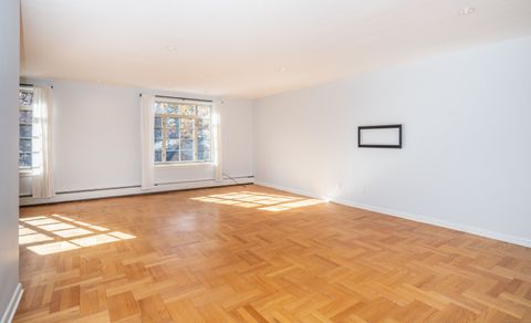 Tiny photo for 30 Outlook Avenue #APT 208, West Hartford, CT 06119 (MLS # 24135982)