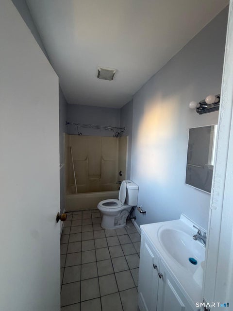 Tiny photo for 16 Ayers Street #2E, Waterbury, CT 06706 (MLS # 24215339)