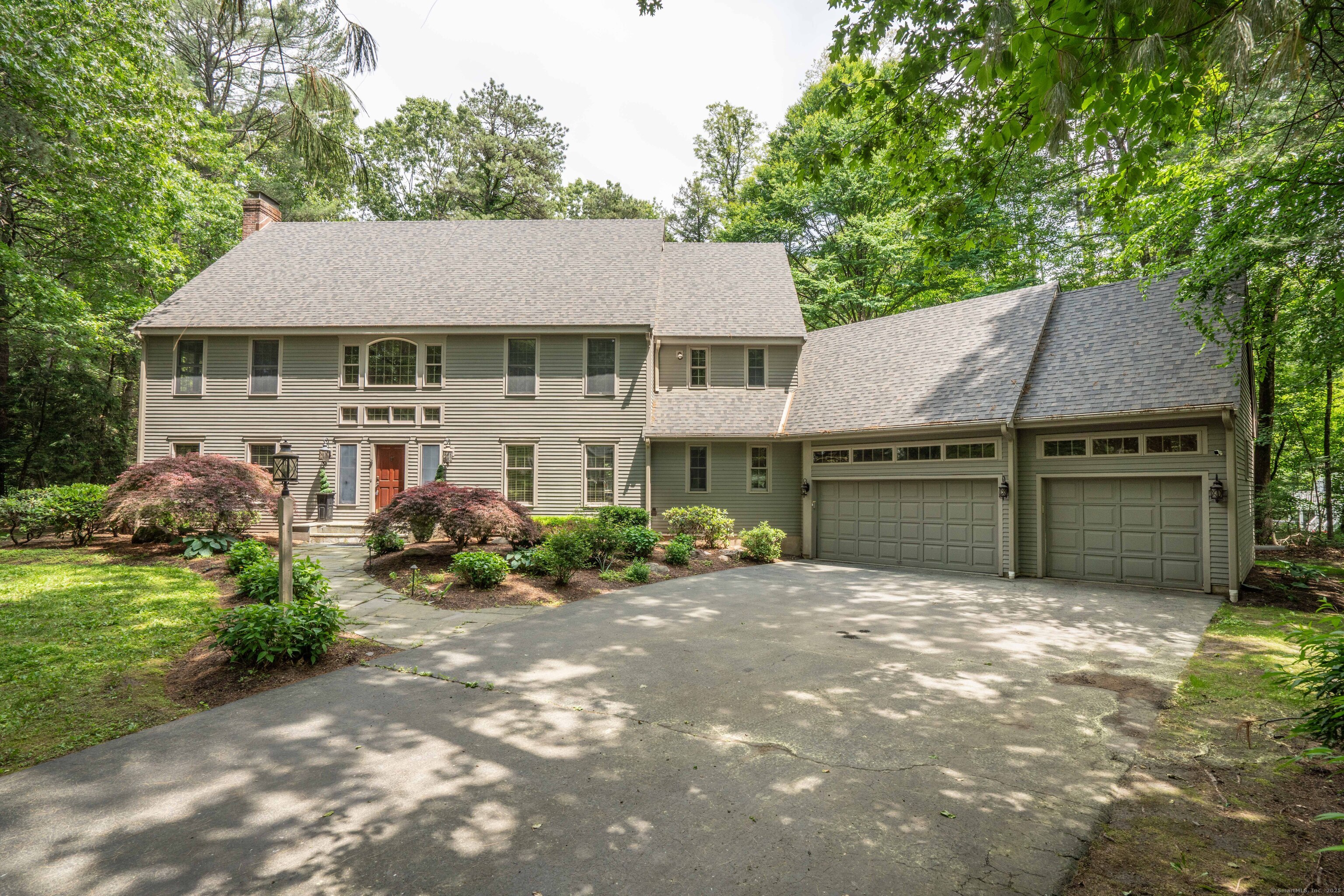 Rental Property at Eton Place, Farmington, Connecticut - Bedrooms: 5 
Bathrooms: 5.5 
Rooms: 11  - $7,500 MO.