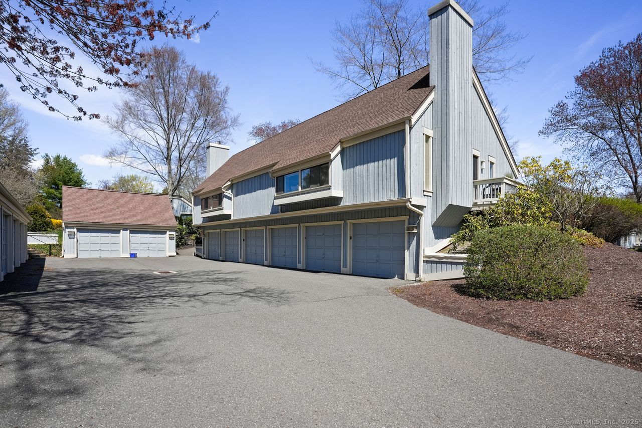 460 Heritage Village #A, Southbury, Connecticut image 33