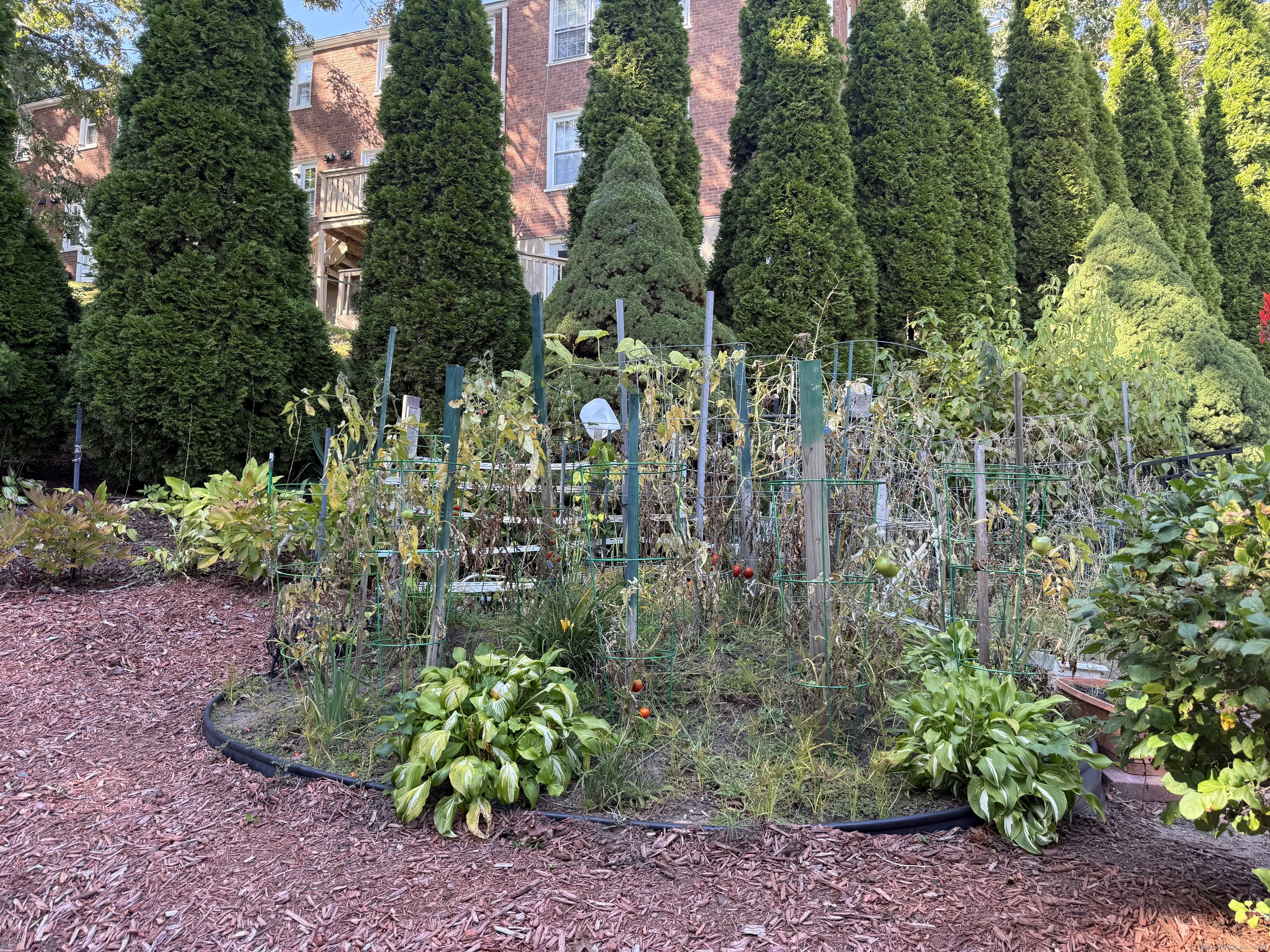 Manchester, Connecticut 06040, United States, 2 Bedrooms Bedrooms, ,1 BathroomBathrooms,Residential,Active,214276