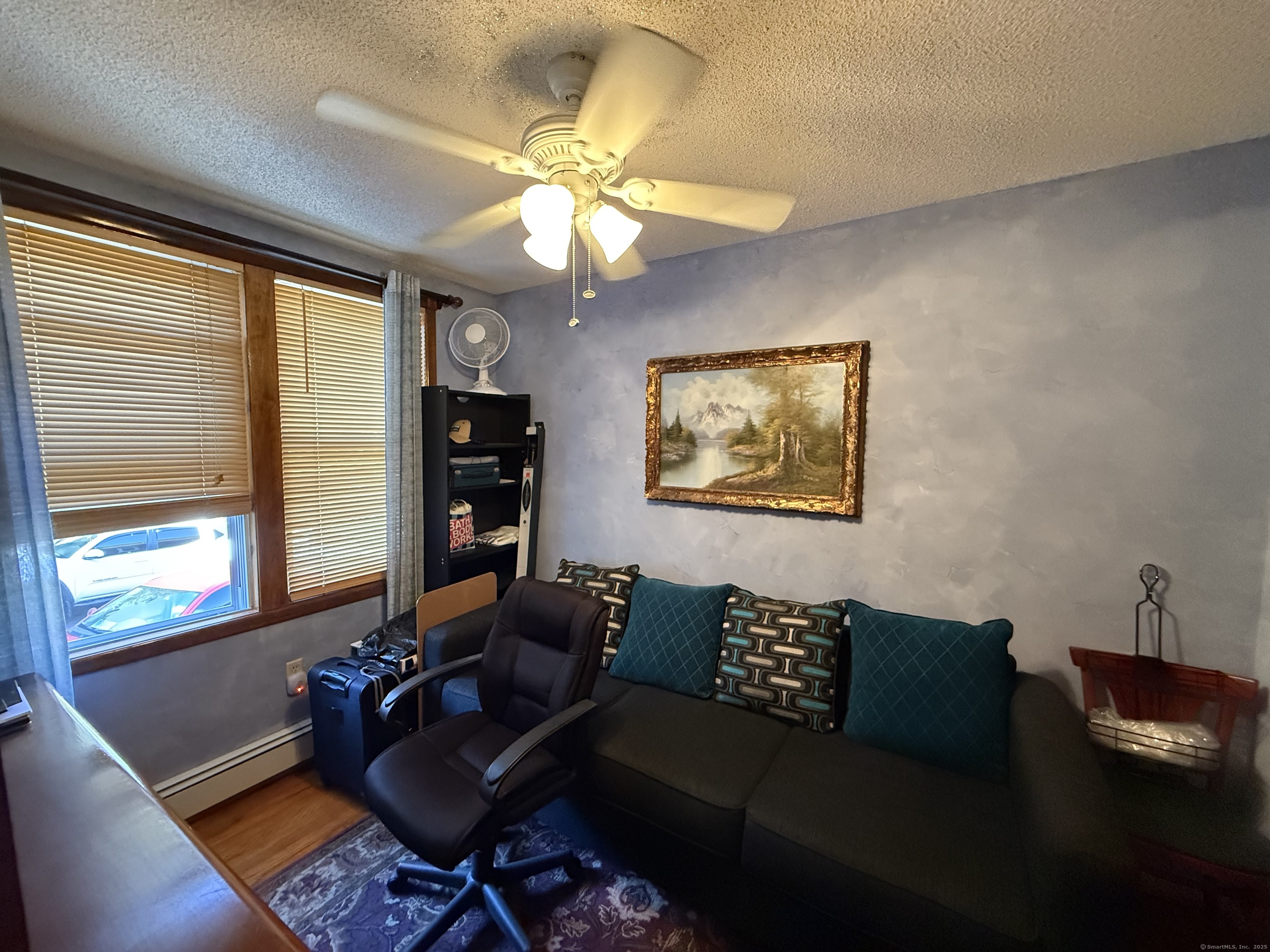 Manchester, Connecticut 06040, United States, 2 Bedrooms Bedrooms, ,1 BathroomBathrooms,Residential,Active,214276