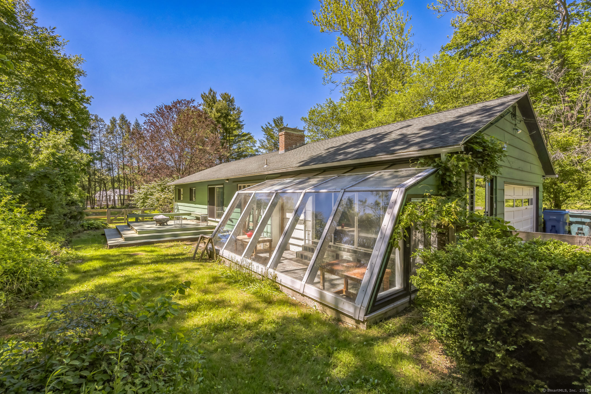 200 Willow Street, Hamden, Connecticut image 9