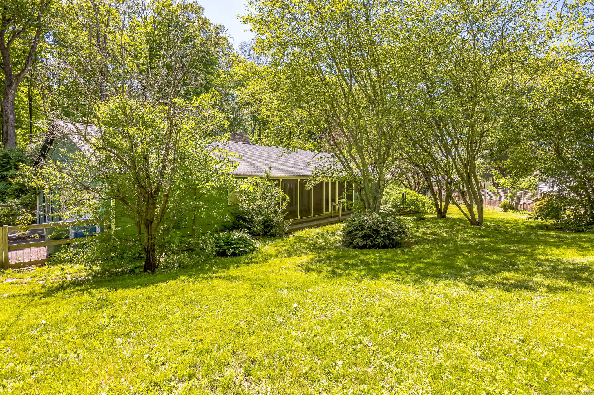 200 Willow Street, Hamden, Connecticut image 3