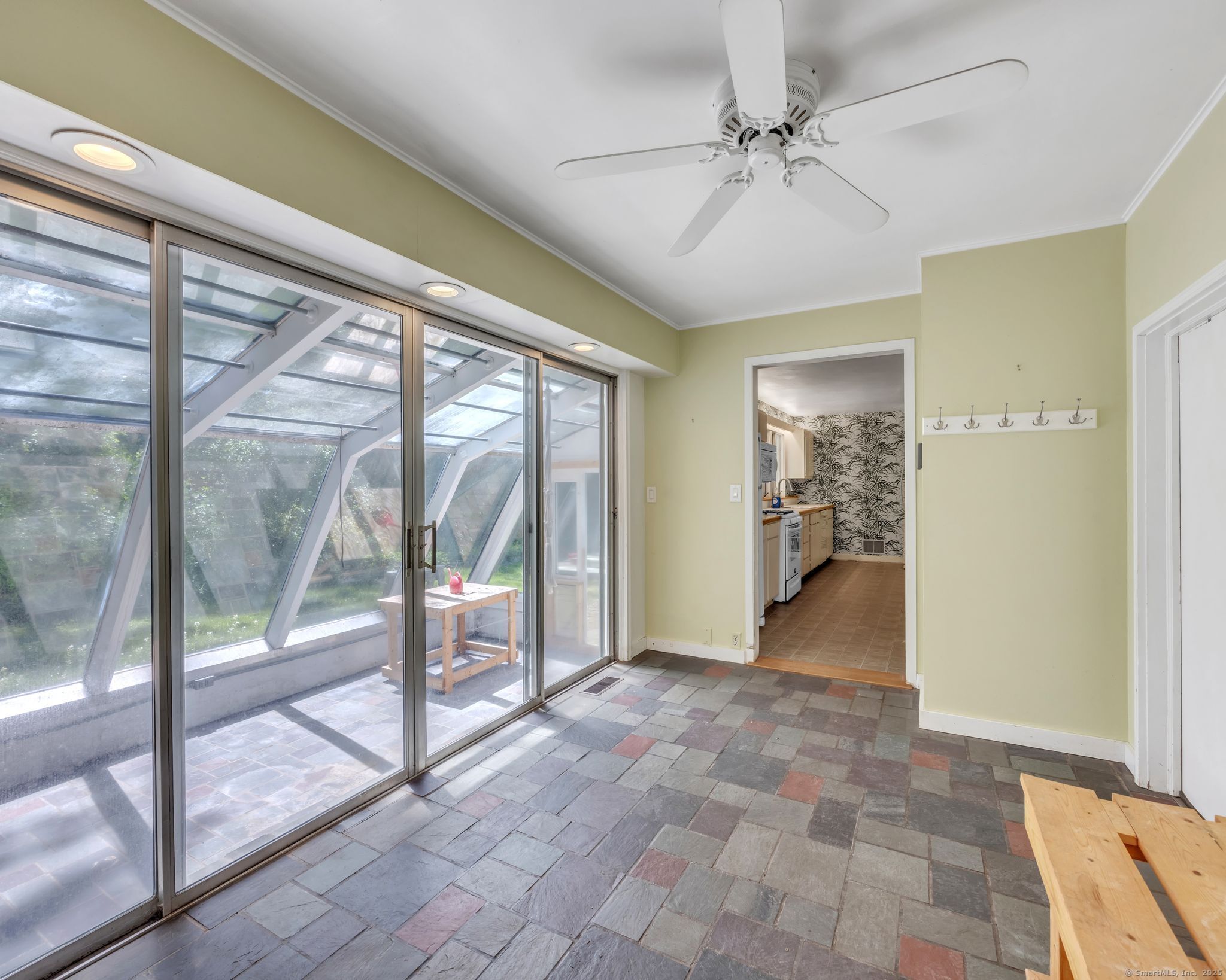 200 Willow Street, Hamden, Connecticut image 10