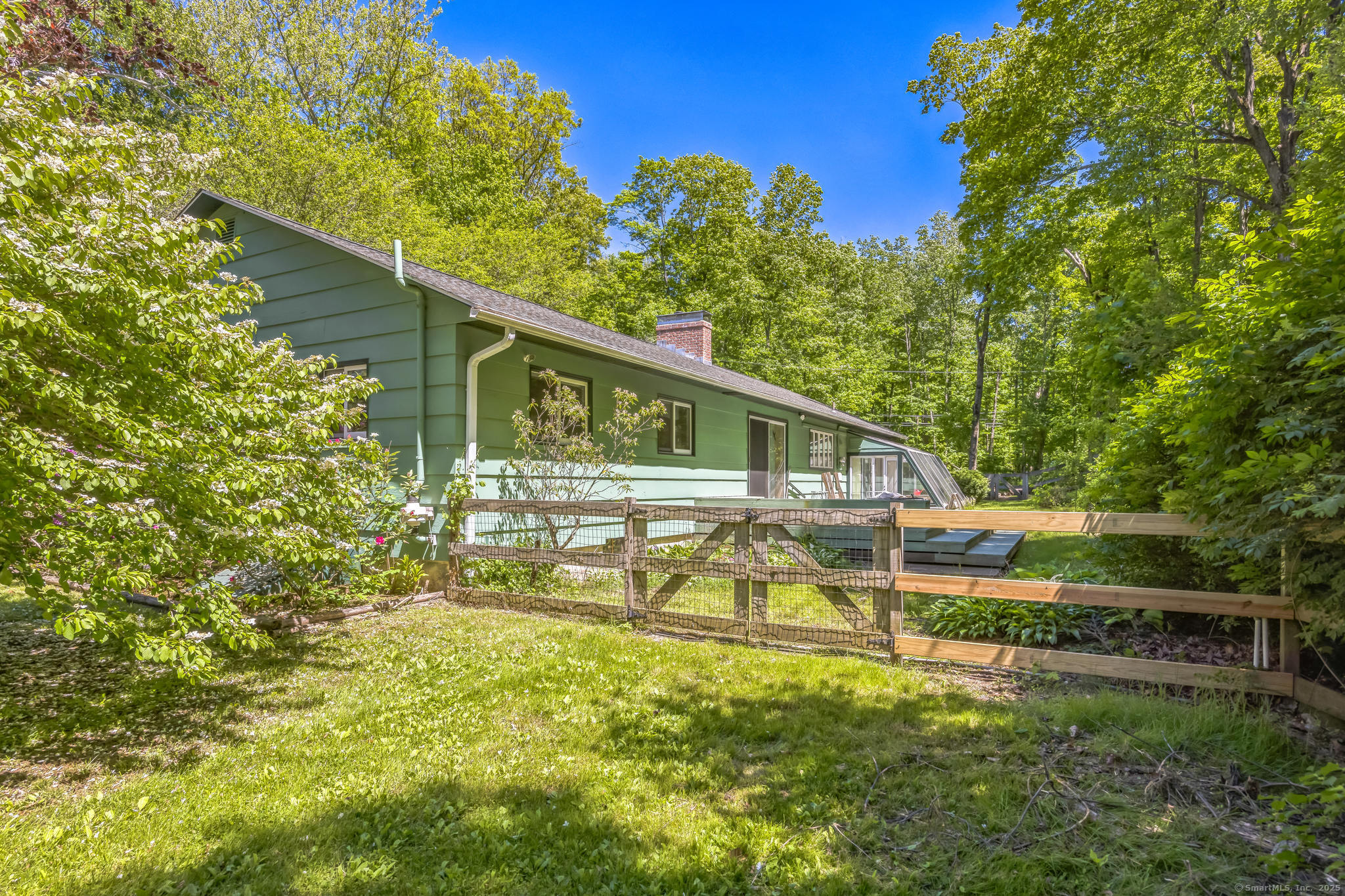 200 Willow Street, Hamden, Connecticut image 7