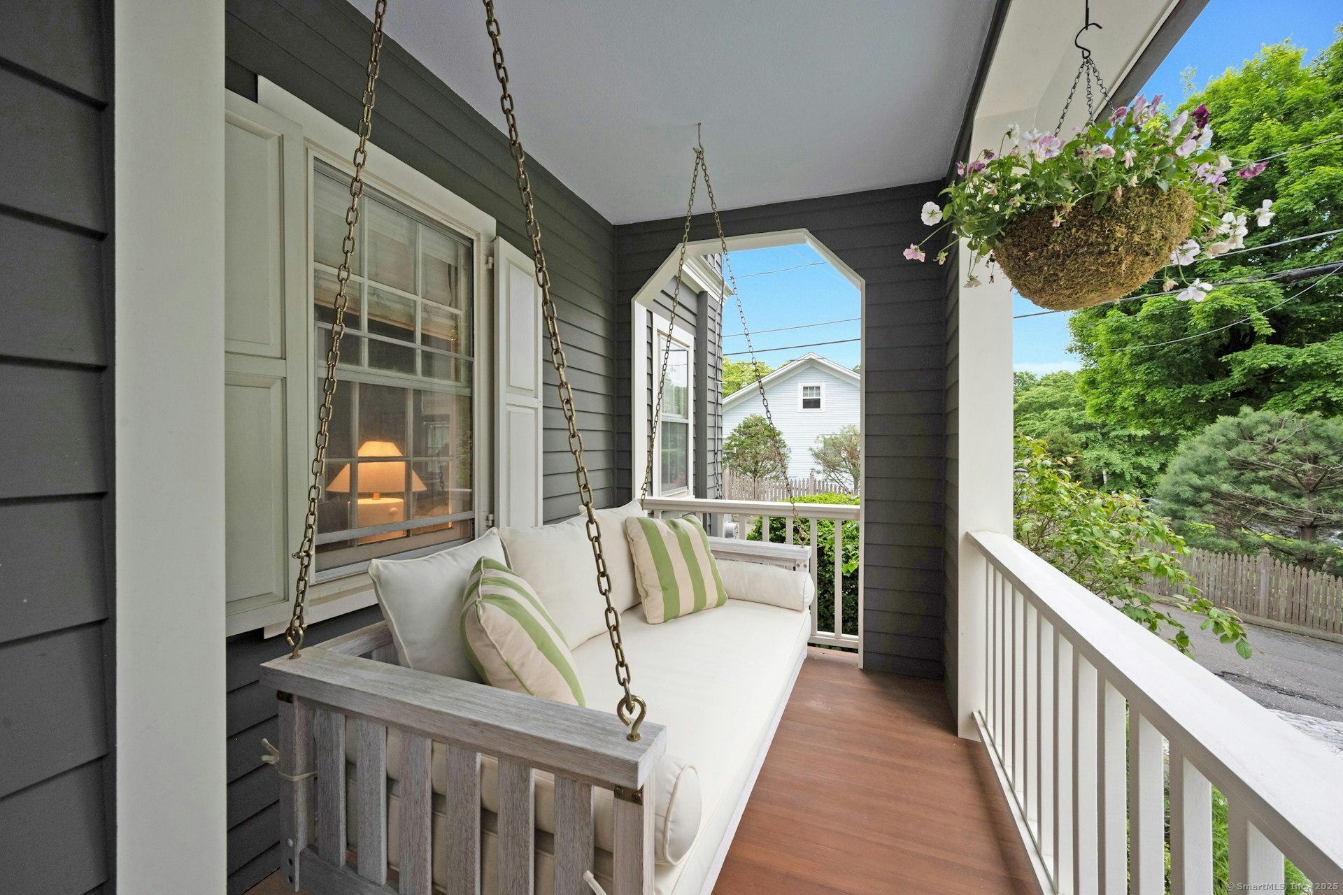 6 Prescott Lane