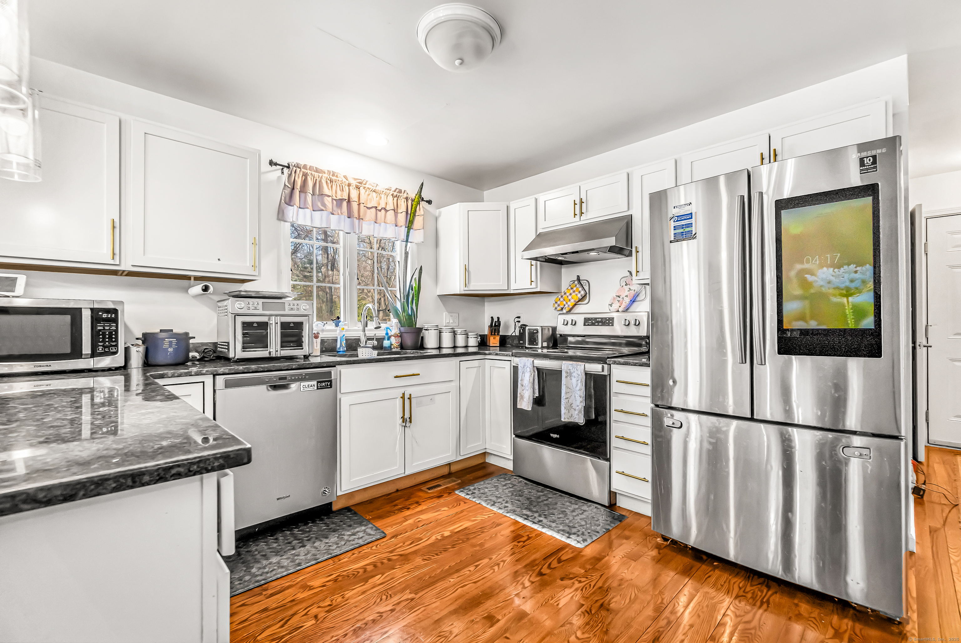 30 Fawn Meadow Drive, Naugatuck, Connecticut image 11