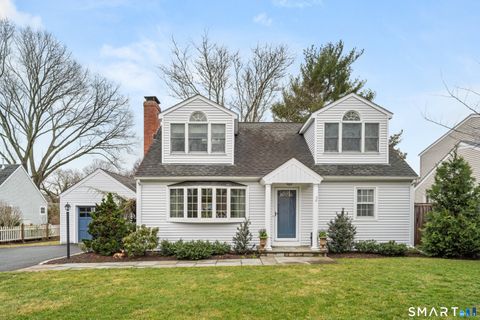 Photo of 25 Oak Street, Westport, CT 06880 (MLS # 24161417)