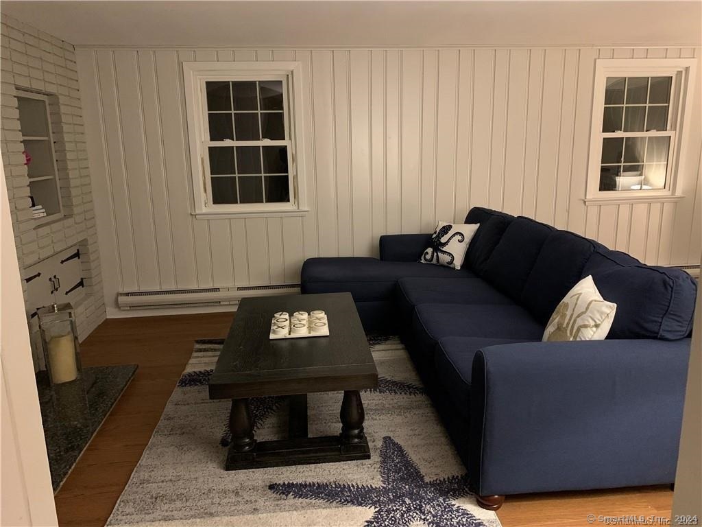 5 Meriden Road