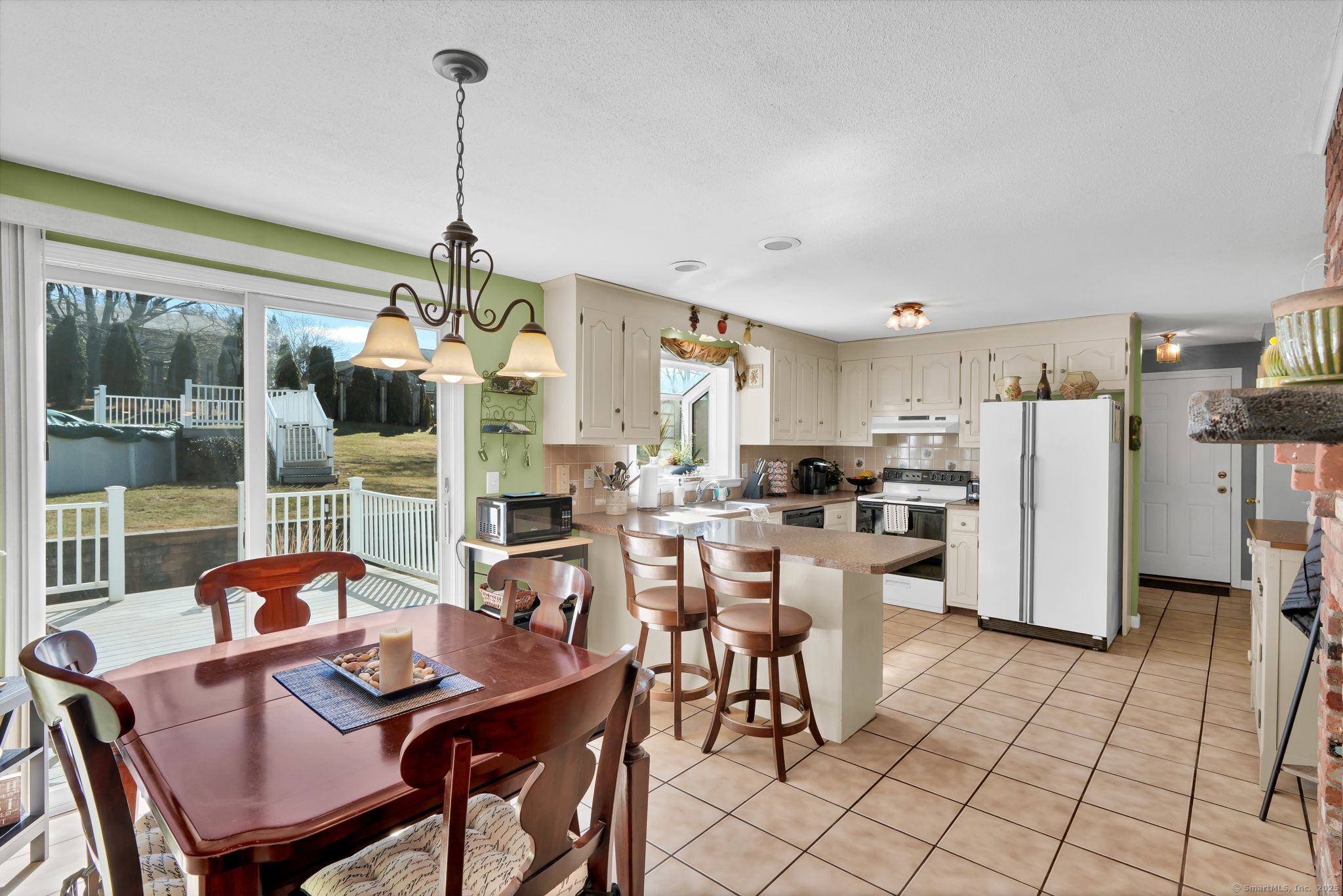 85 Valley Drive, Berlin, Connecticut image 19