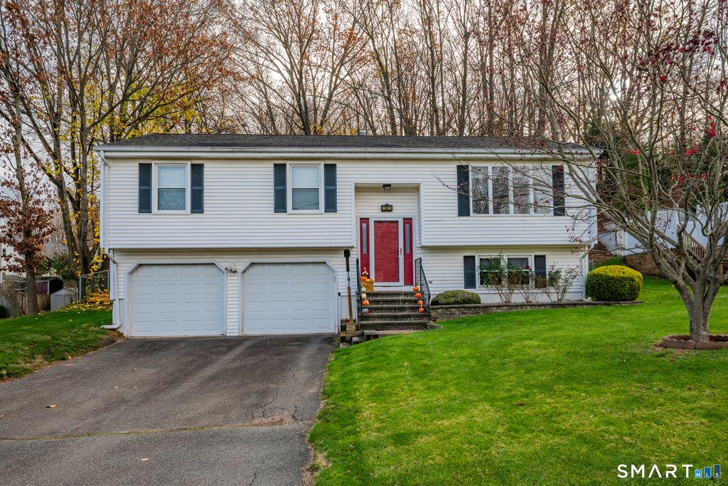 Photo of 141 Old Turnpike Road, Southington, CT 06489 (MLS # 24147201)