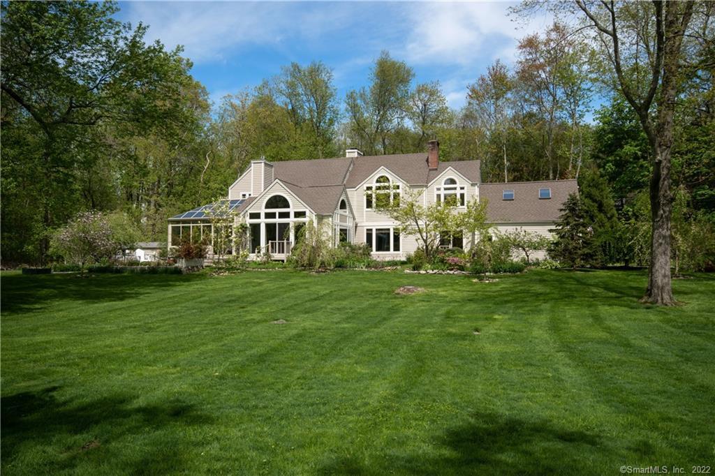 Photo 1 of 90 Nursery Road, New Canaan, Connecticut, $1,242,500, Web #: 170480307