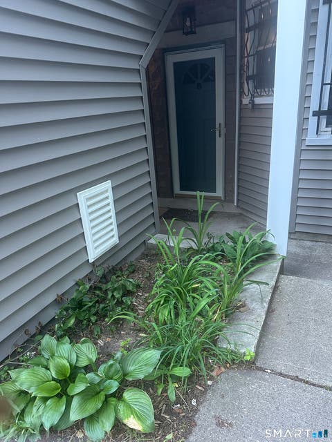 Tiny photo for 136 Maple Avenue #B, Hartford, CT 06114 (MLS # 24188514)